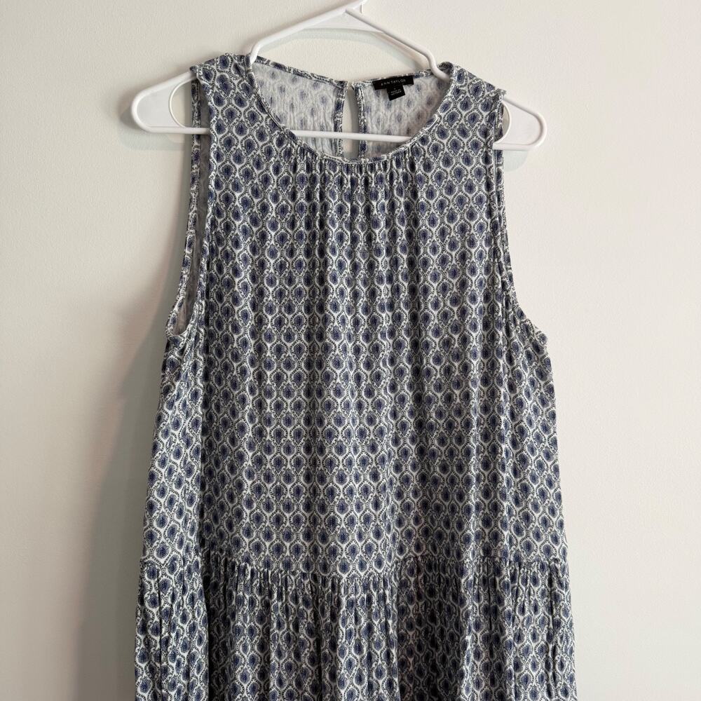 Ann Taylor Tiered Maxi Dress Women's Large Blue Pattern Sleeveless Round Neck - Picture 2 of 7